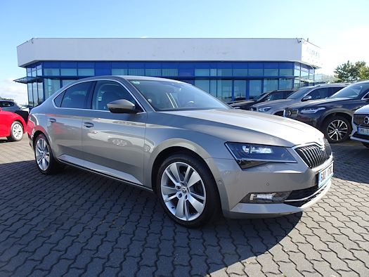 SKODA Superb for leasing and sale on Ayvens